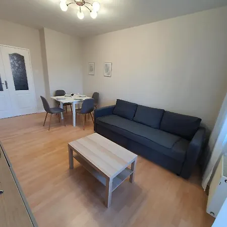 Zagony Apartamento *